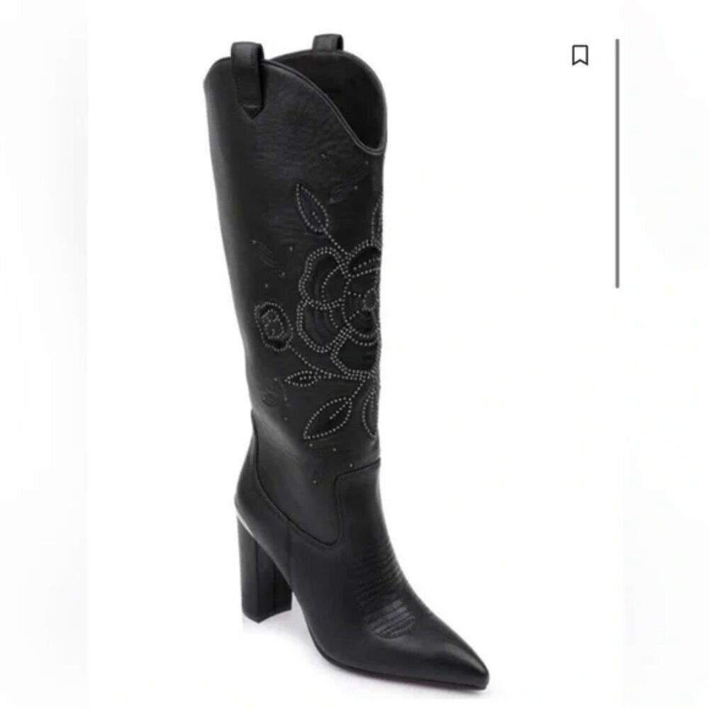 DanielxDiamond Womens Acadia Western Point Toe Embroided Heel Boot. 9/39
